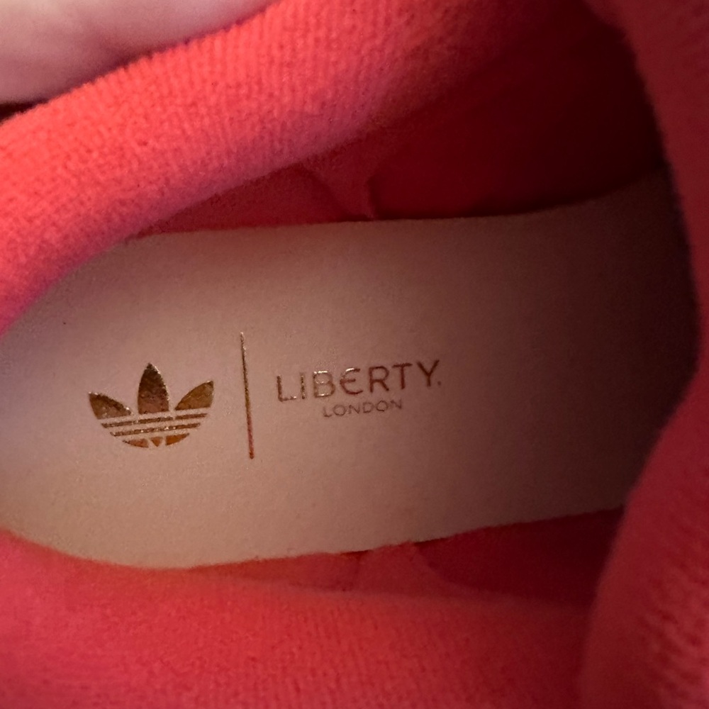 Adidas Women's Red and Floral Campus Sneakers - Picture 8 of 11